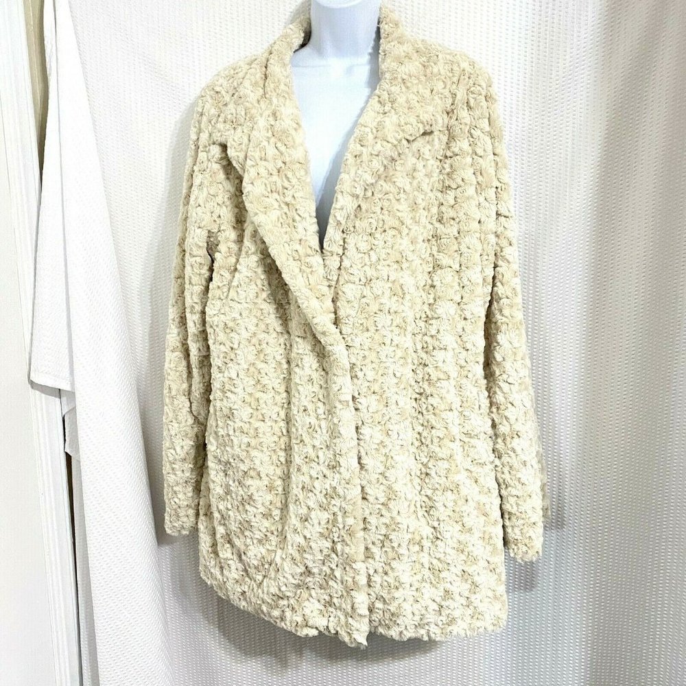 Dennis Basso Cream Faux-Fur Coat Textured Rosette - Picture 1 of 7